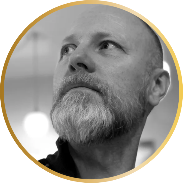 Light Middle East - Martin Lupton